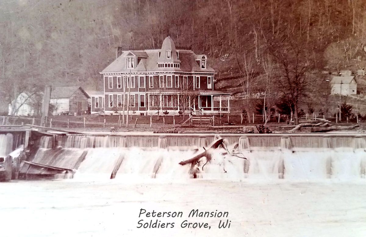 Peterson Mansion 